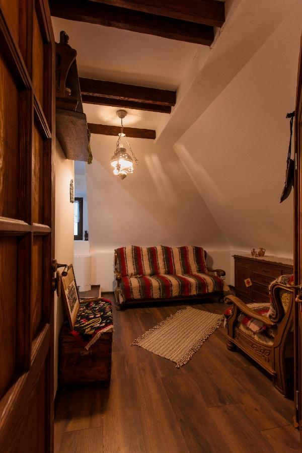 Villa Casa Cu Cerdac Nucşoara Esterno foto
